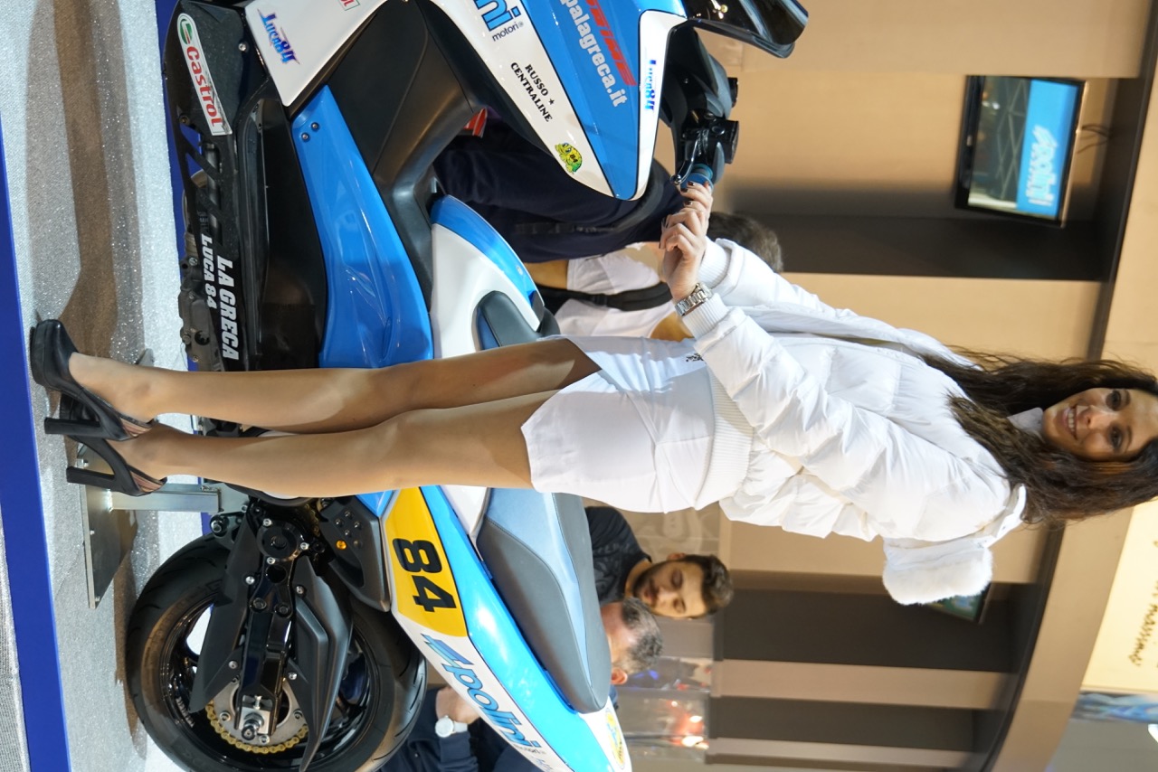 Le ragazze di EICMA 2015