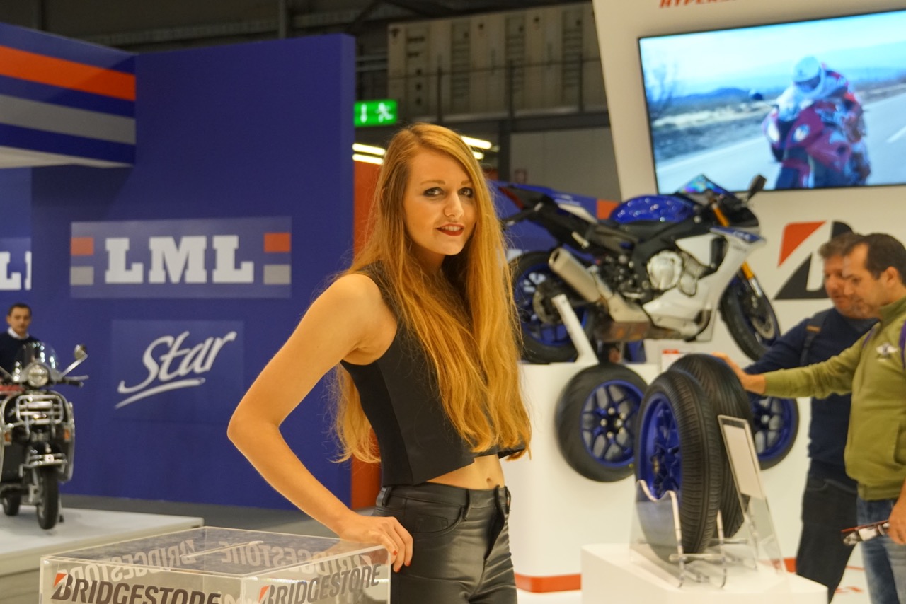 Le ragazze di EICMA 2015