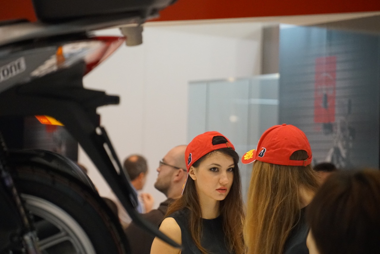 Le ragazze di EICMA 2015