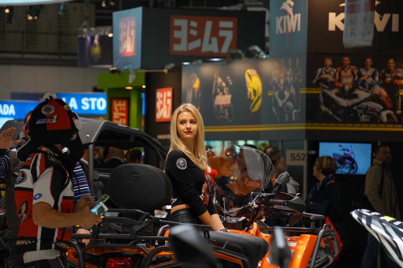 Le ragazze di EICMA 2015
