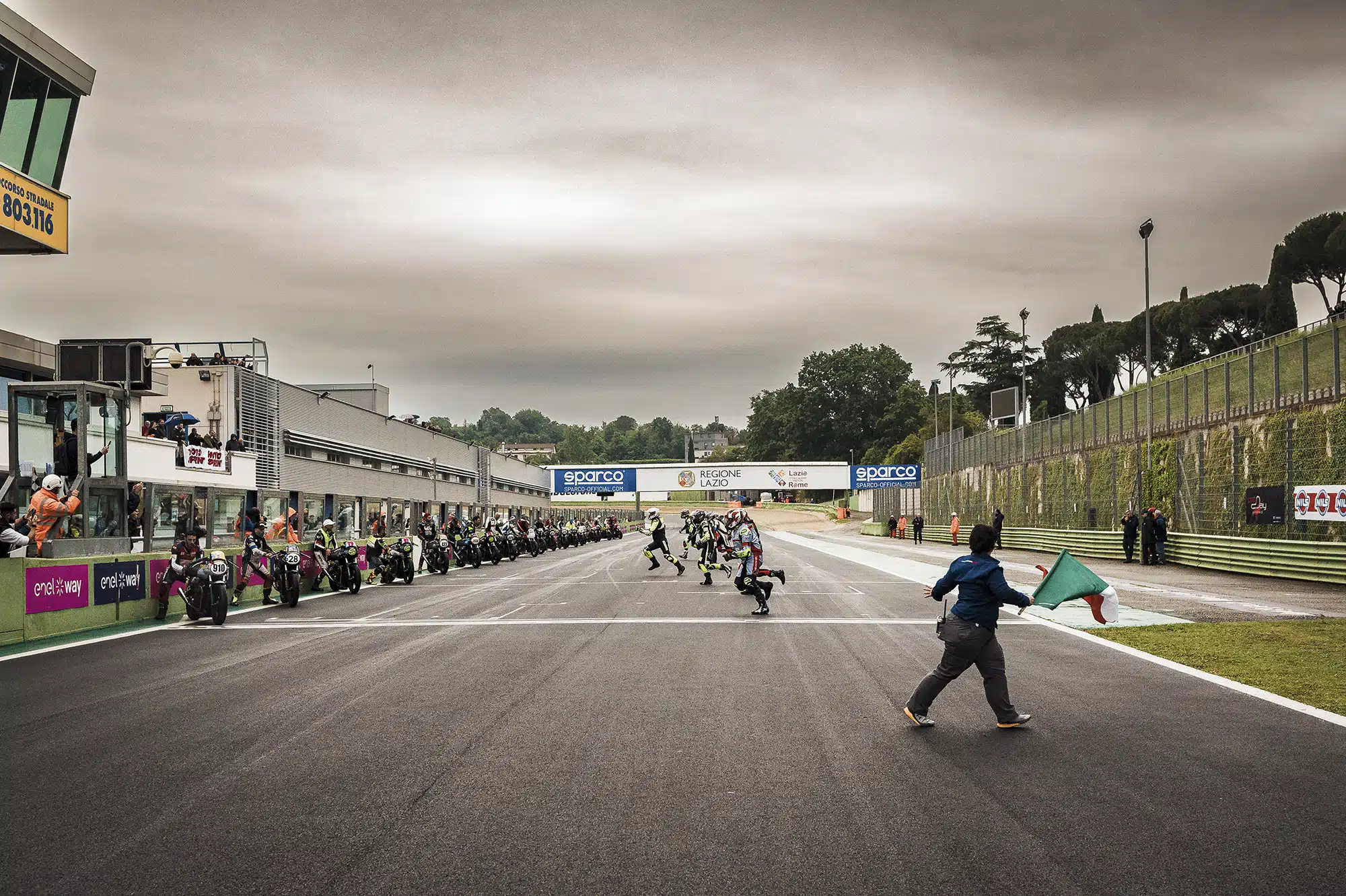 Moto Guzzi Fast Endurance