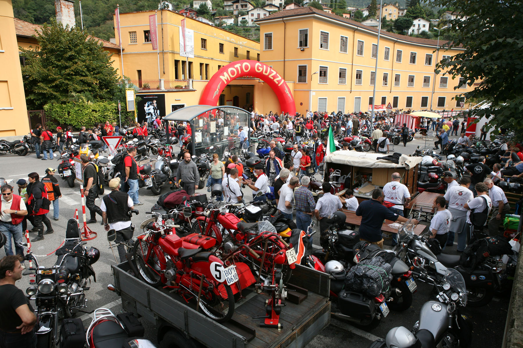 Moto Guzzi Open House