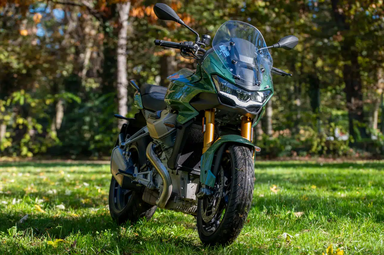 Moto Guzzi V100 Mandello S 2024 - Prova su strada