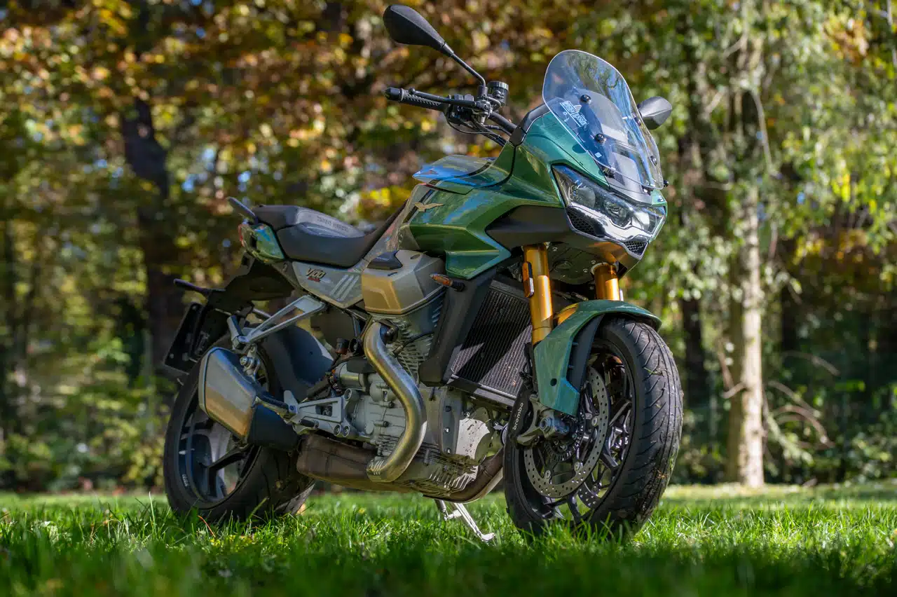 Moto Guzzi V100 Mandello S 2024 - Prova su strada