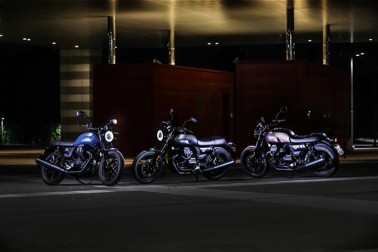 Moto Guzzi V7 III Stone Night Pack - nuove foto  