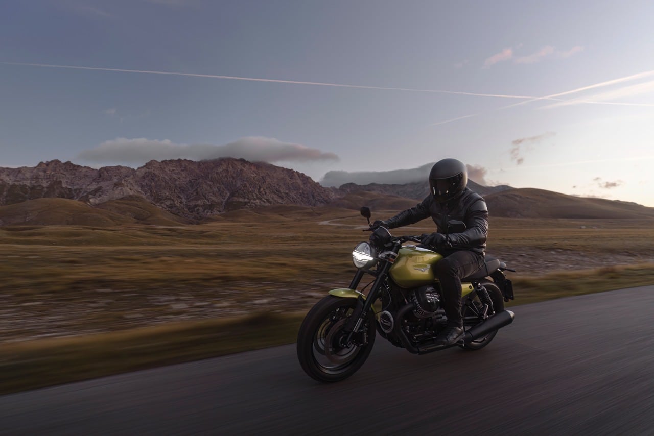 Moto Guzzi V7 Sport - Foto ufficiali