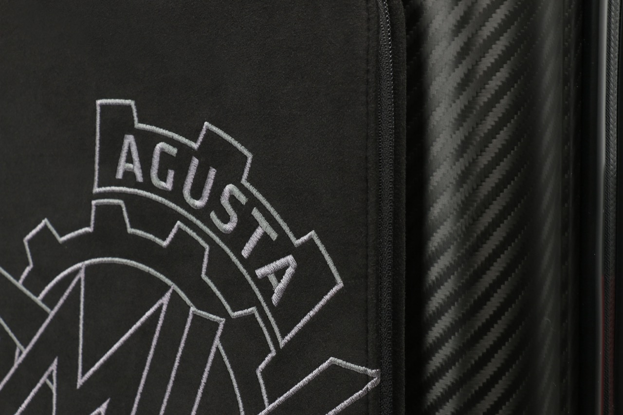 MV Agusta - accessori da viaggio con TecknoMonster 