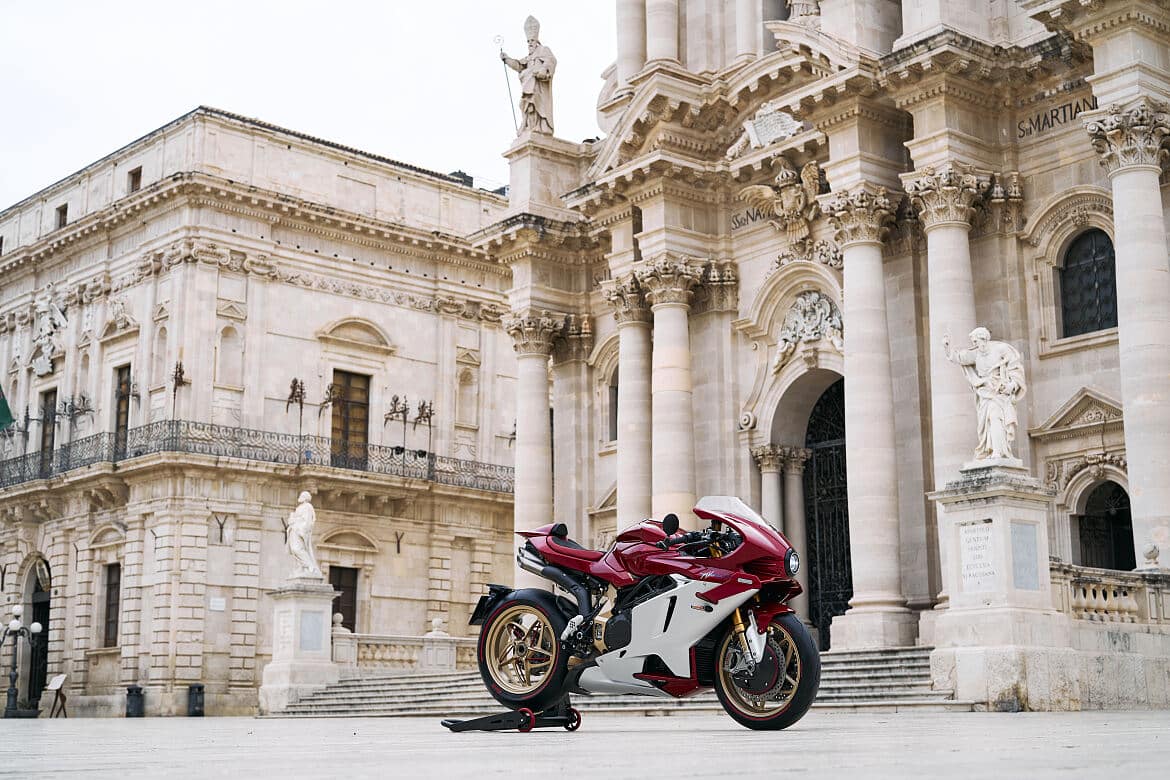 MV Agusta - Beauty Is Not A Sin