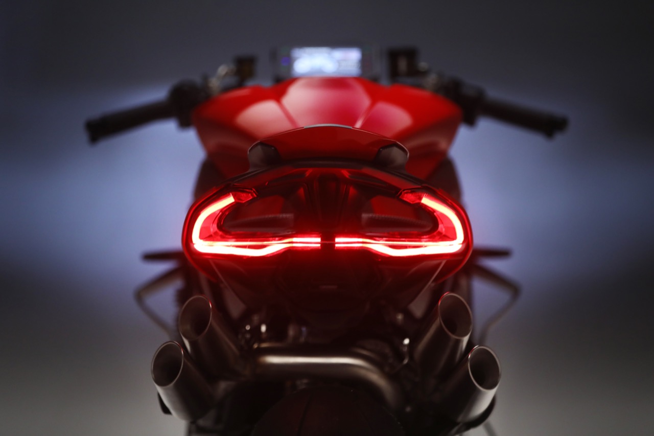 MV Agusta Brutale 1000 RR - foto 2020  