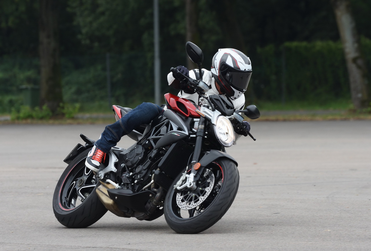 MV Agusta Brutale 800 RR - Prova su strada 2018