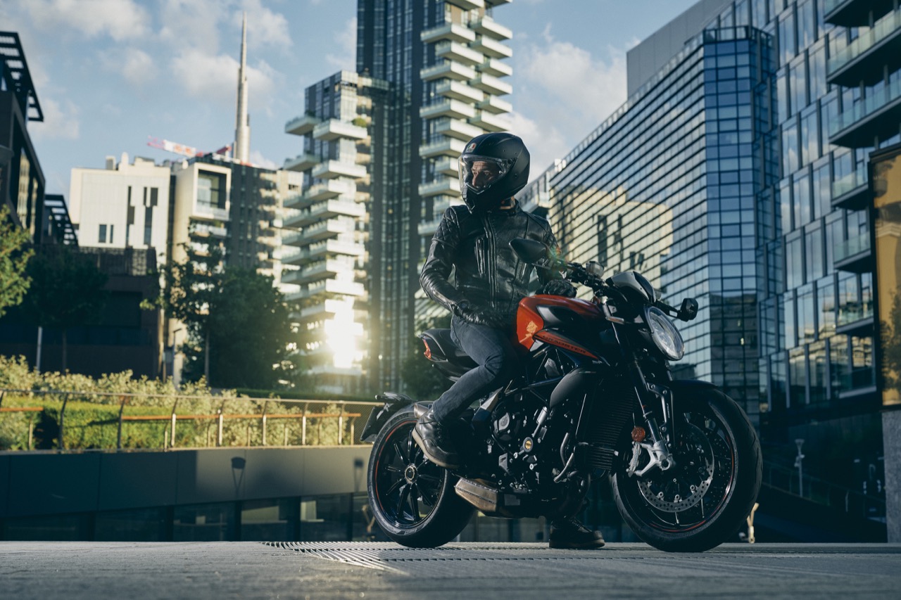 MV Agusta - Turismo Veloce 800 Lusso SCS et Dragster Rouge