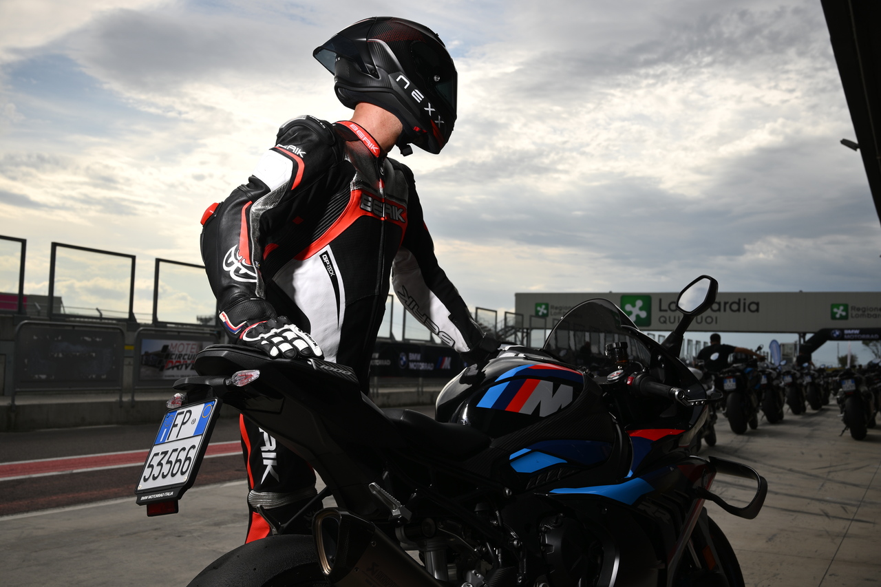 NEXX FIM EVO CARBON
