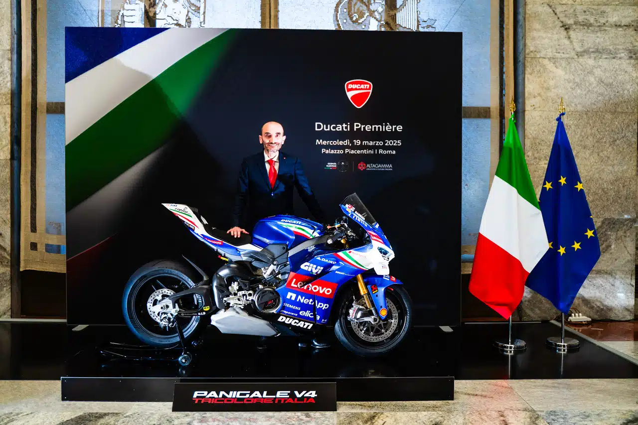 panigale v4 tricolore italia