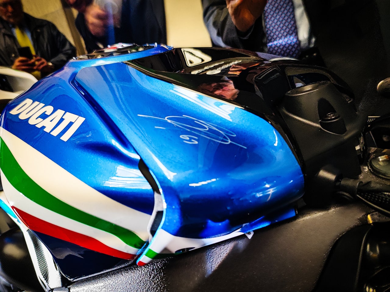 panigale v4 tricolore italia