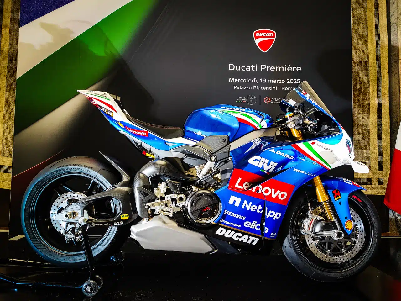 panigale v4 tricolore italia