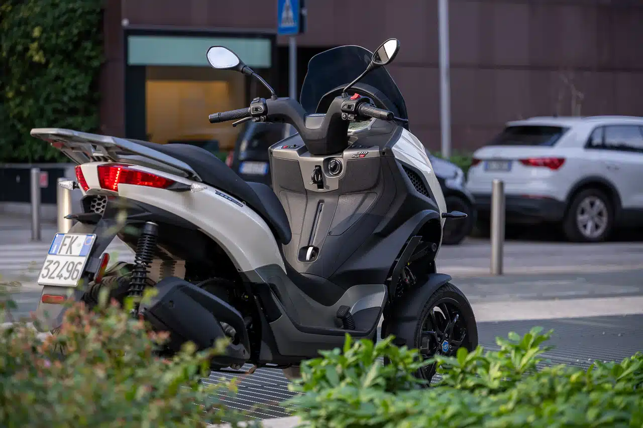 PIAGGIO MP3 310 HPE 2025