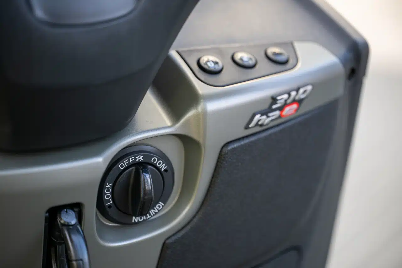 PIAGGIO MP3 310 HPE 2025