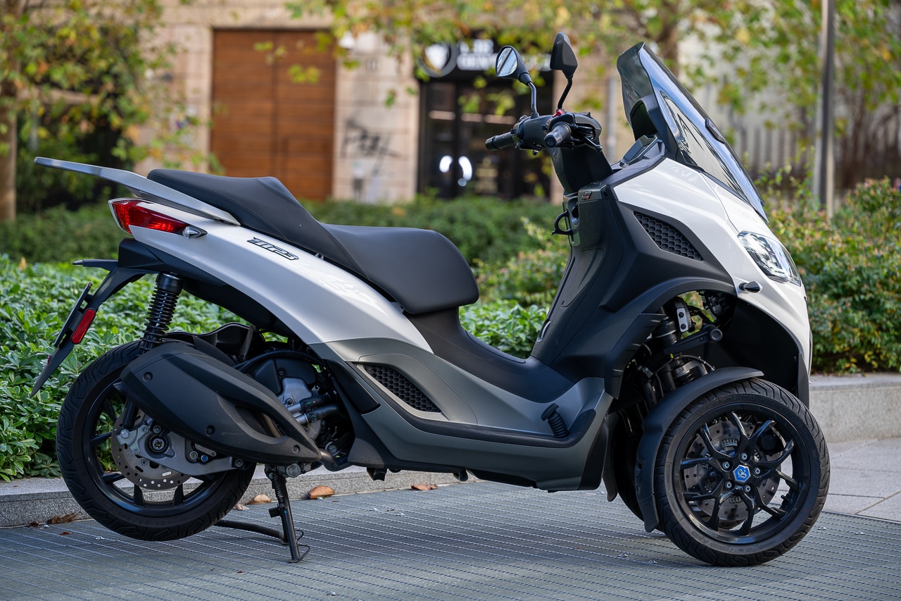 PIAGGIO MP3 310 HPE 2025