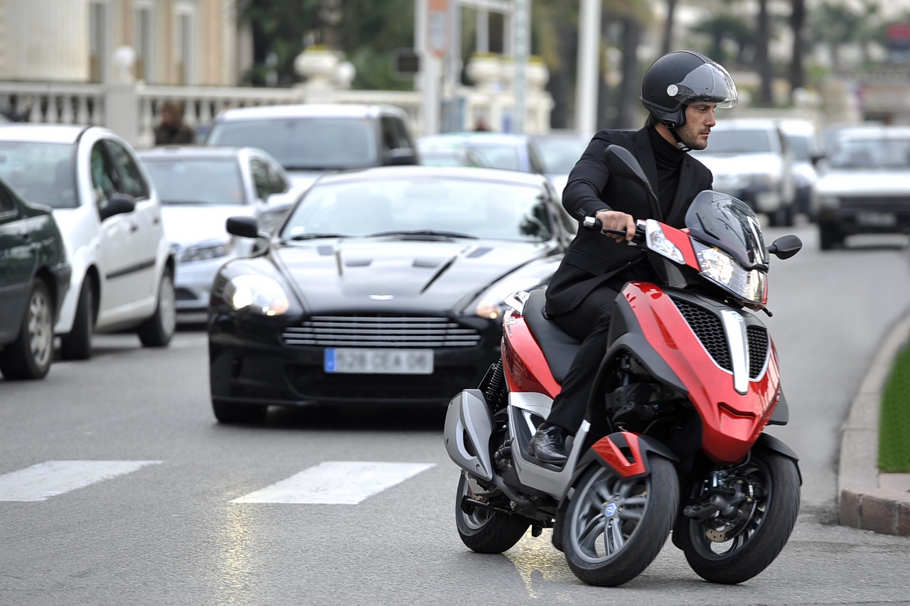 Piaggio Mp3 Yourban - EICMA 2012