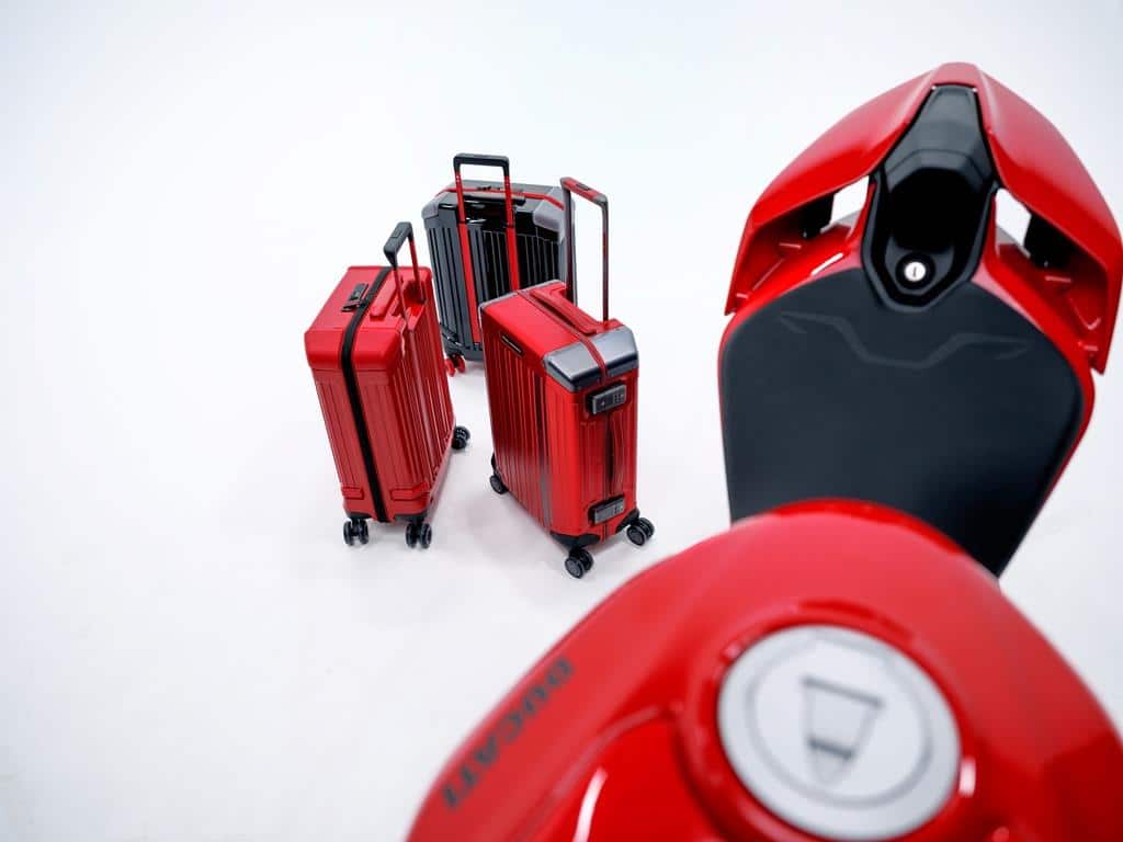 Piquadro - Ducati capsule collection