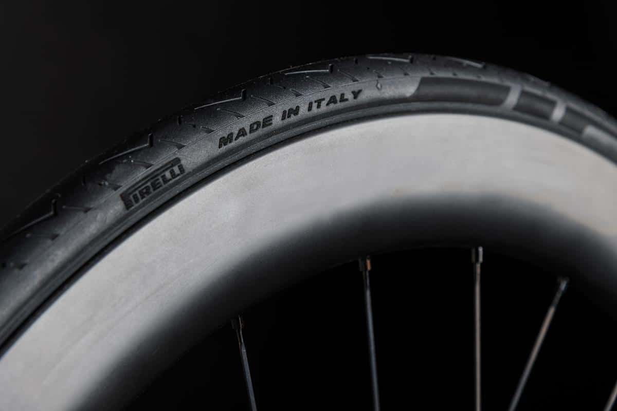 Pirelli Cinturato Evo TLR 