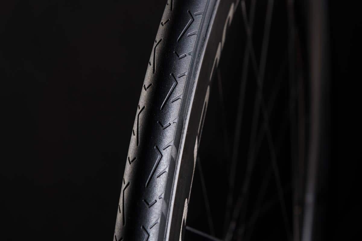 Pirelli Cinturato Evo TLR 