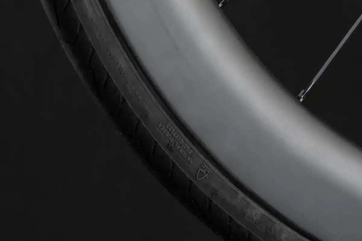 Pirelli Cinturato Evo TLR 