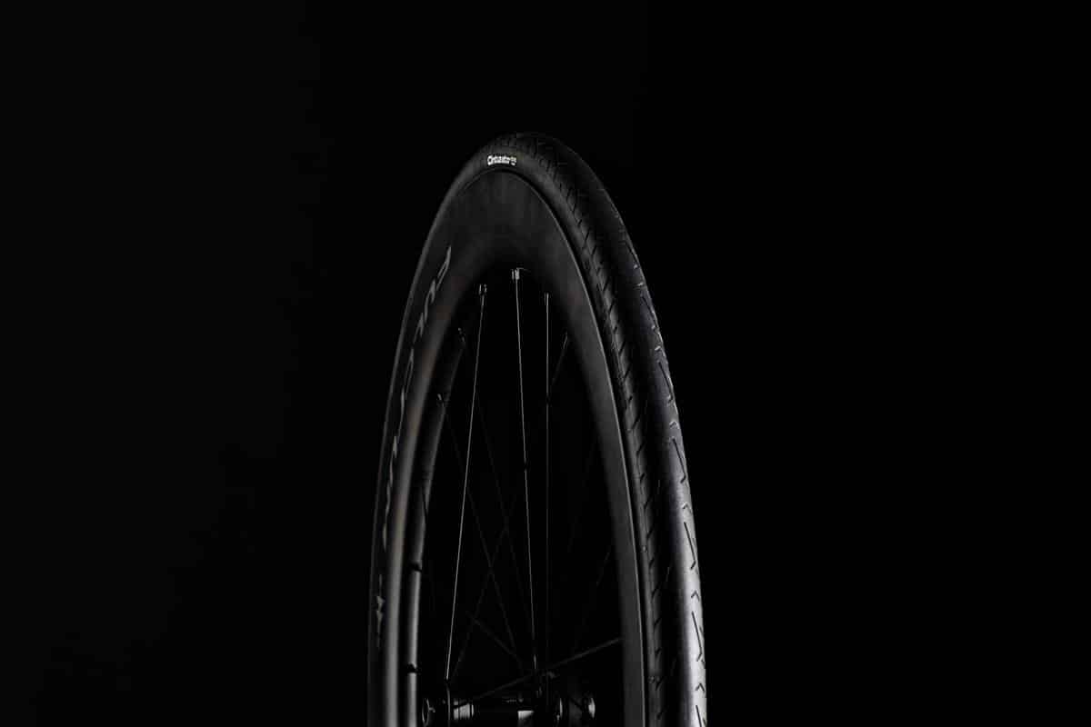 Pirelli Cinturato Evo TLR 