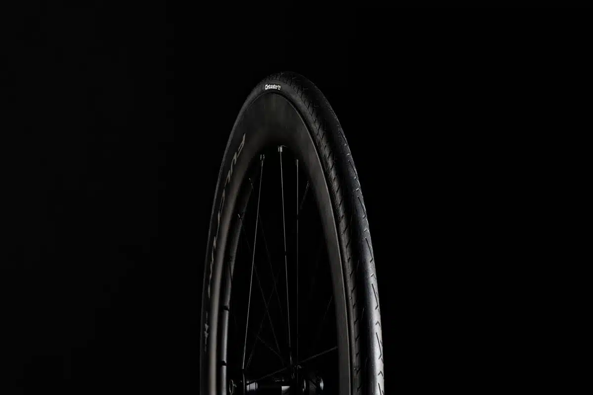 Pirelli Cinturato Evo TLR 