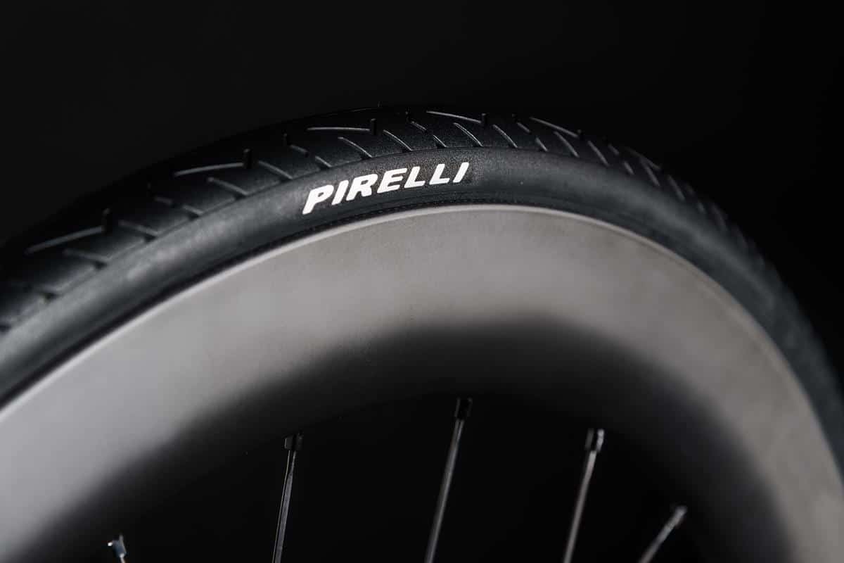 Pirelli Cinturato Evo TLR 