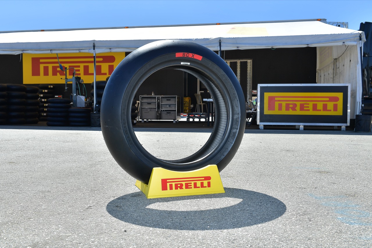 Pirelli - confermata fornitura classi Mondiale Superbike 