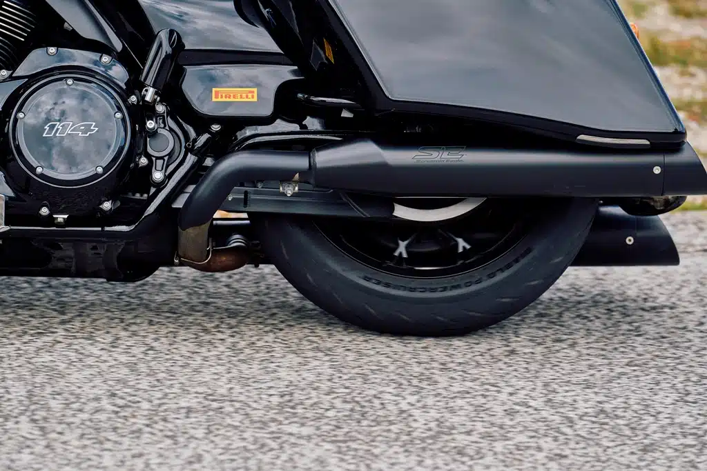 Pirelli Diablo Powercruiser e nuovo Scorpion MX32 Mid Soft