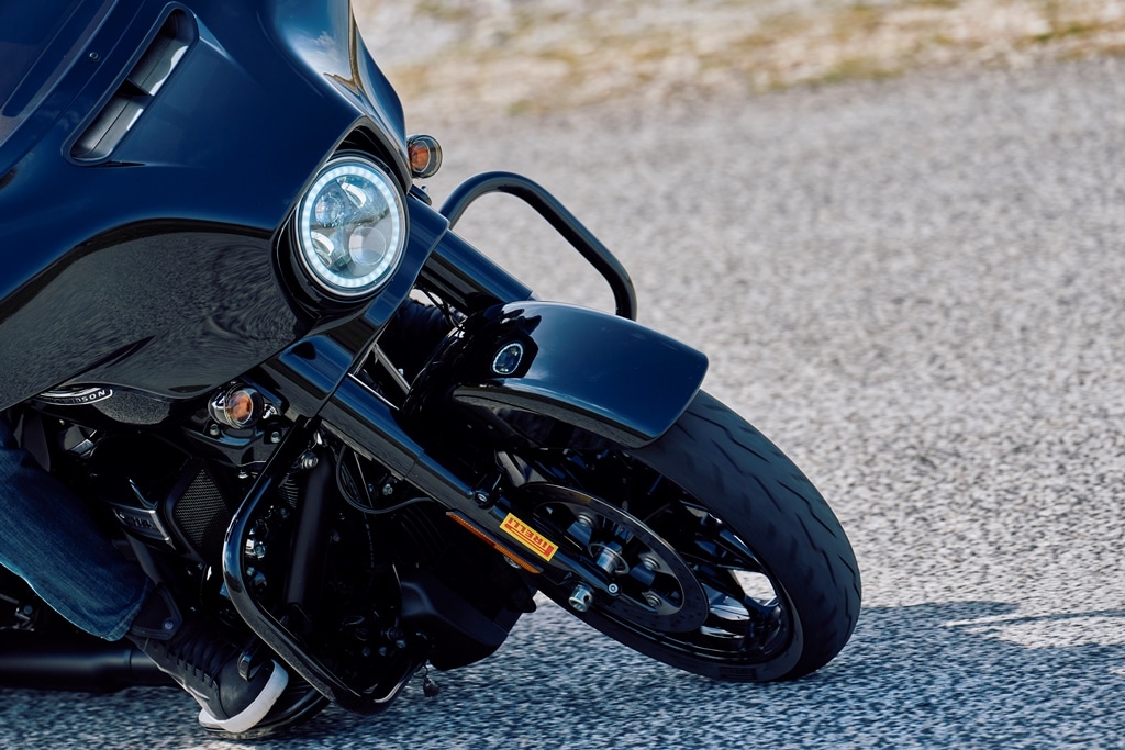 Pirelli Diablo Powercruiser e nuovo Scorpion MX32 Mid Soft