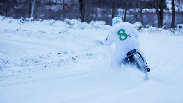 Pirelli - Snow Quake Racing