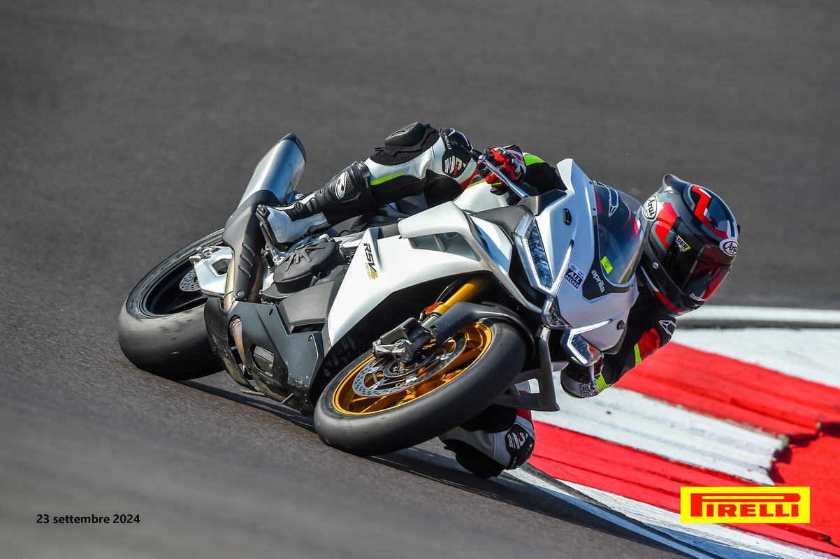 Pirelli WorldSBK Day - RSV4