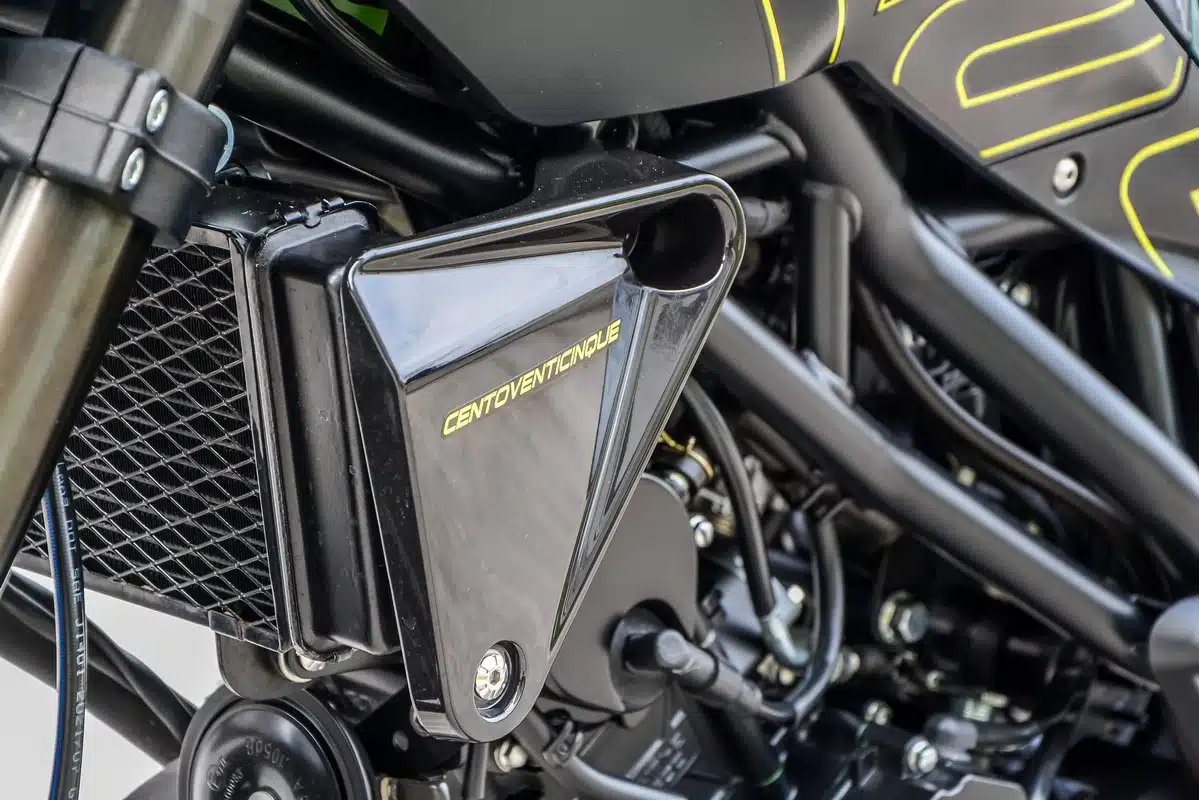 Prova Benelli Leoncino 125