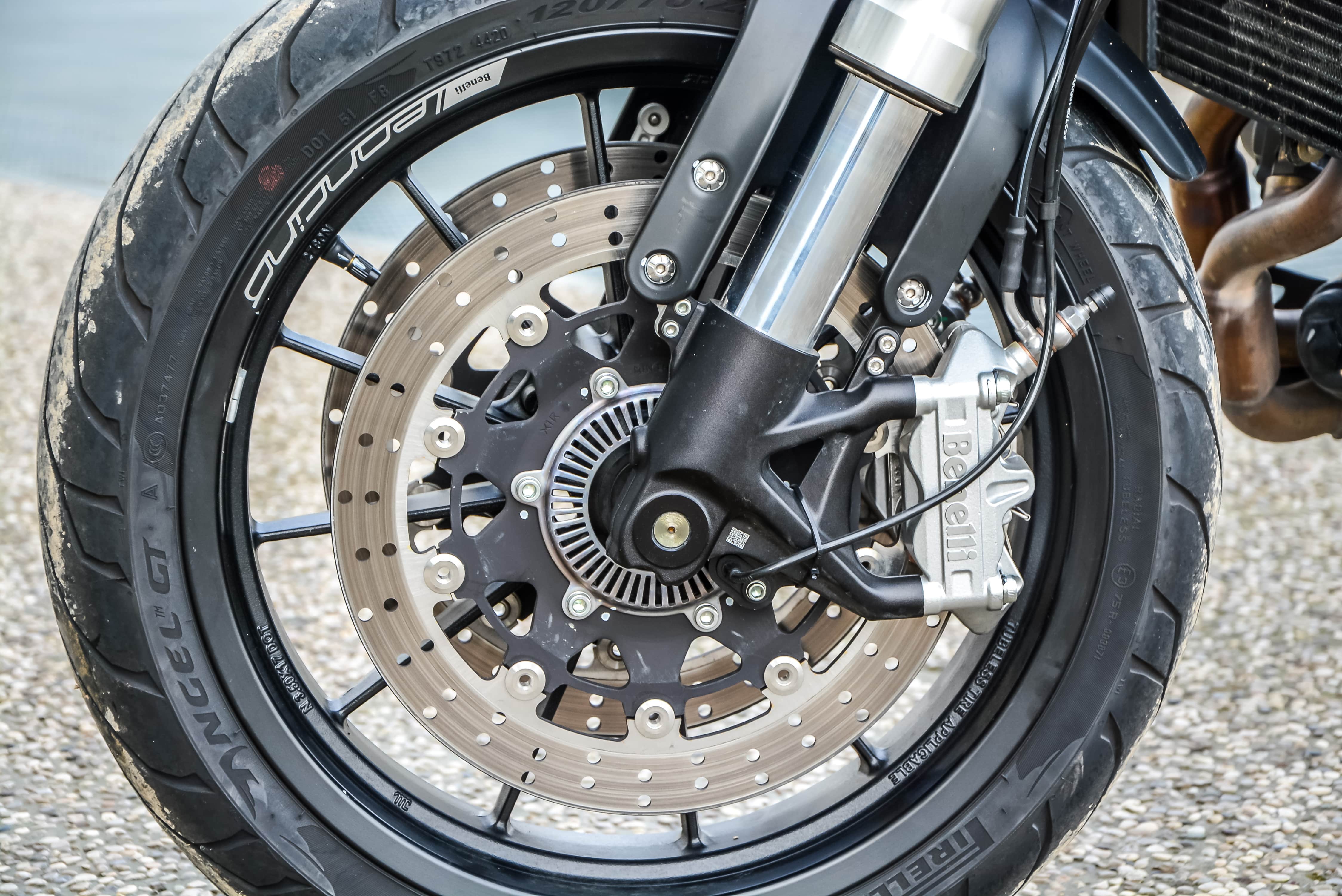 Prova Benelli Leoncino 500
