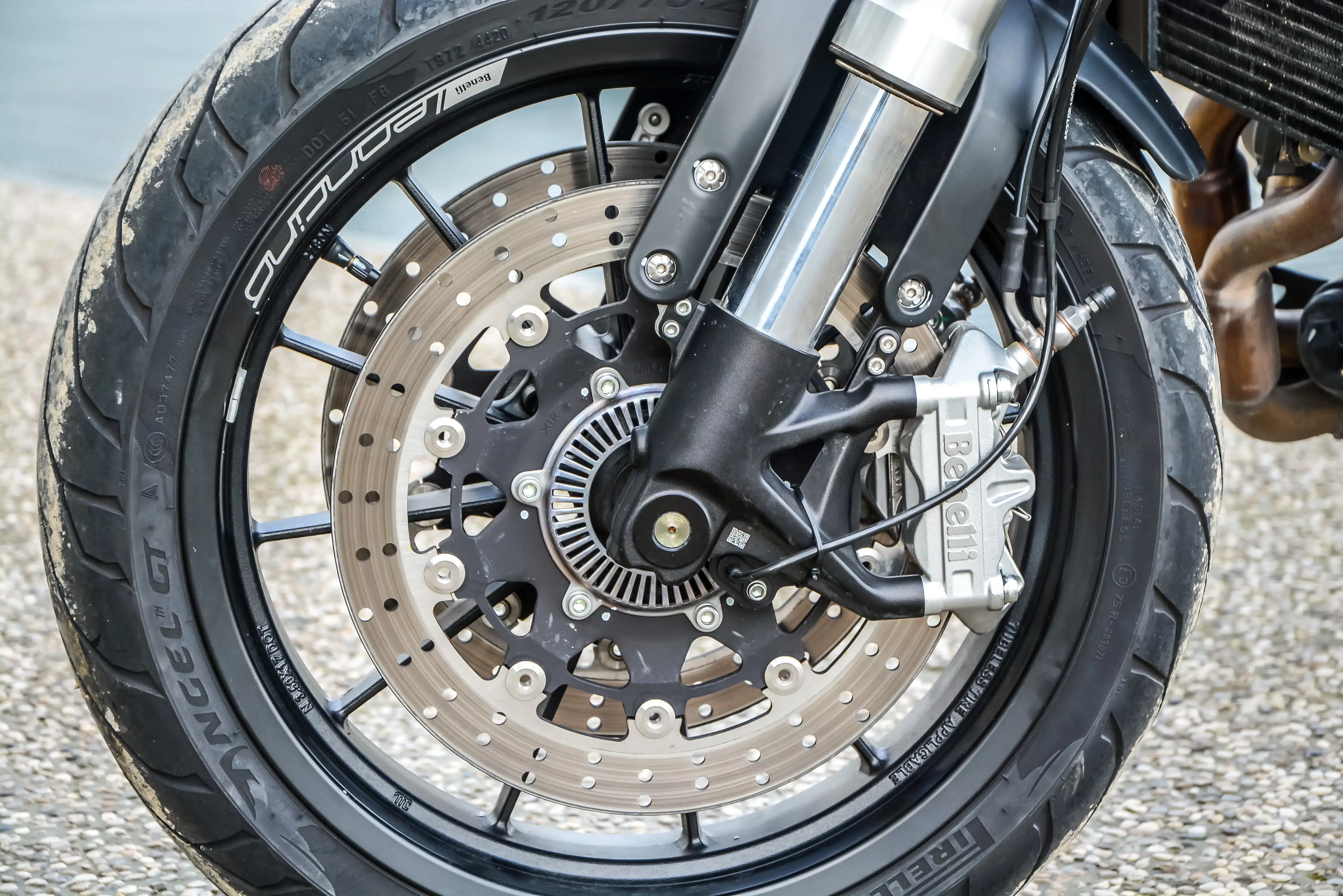 Prova Benelli Leoncino 500