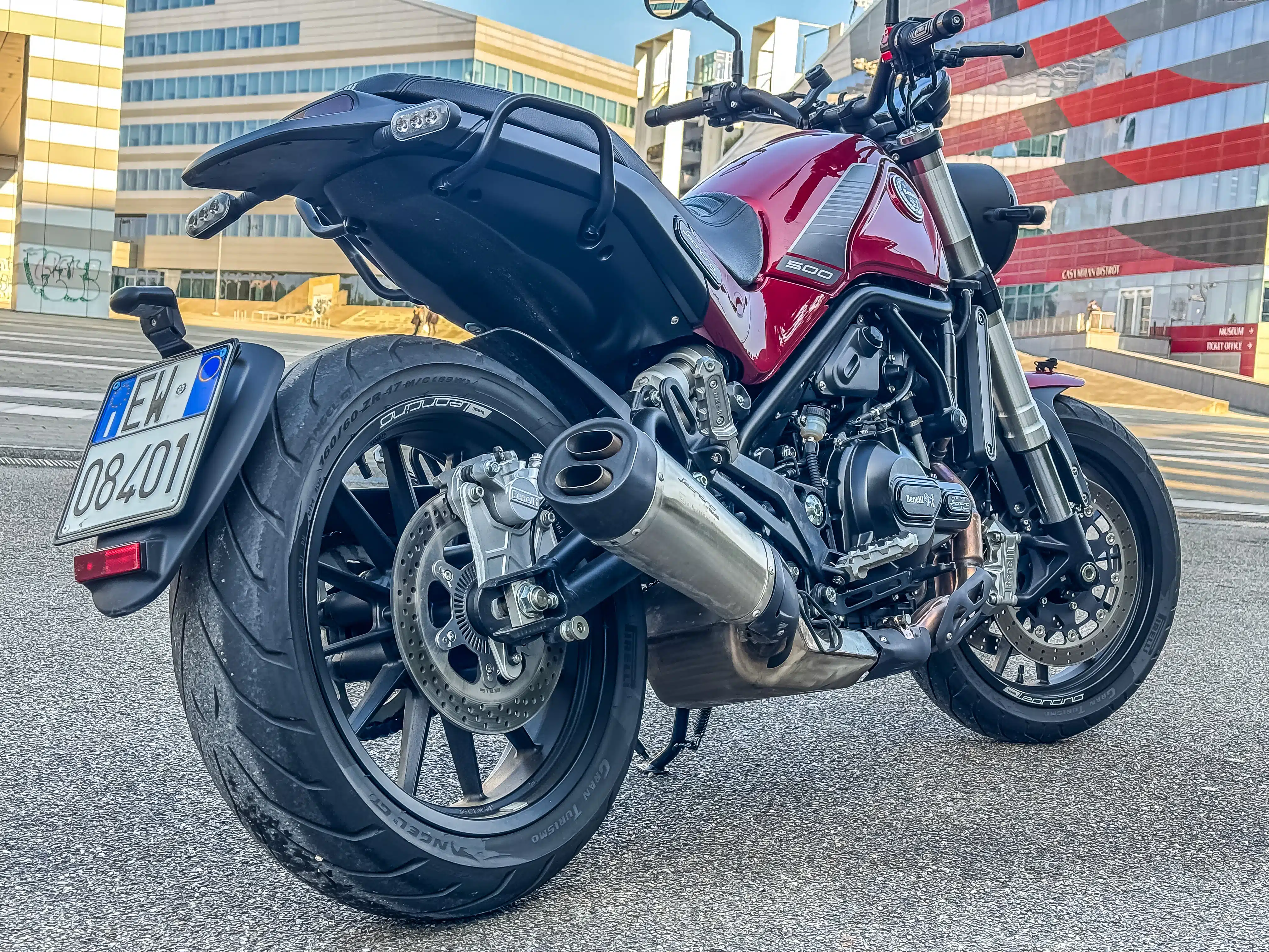 Prova Benelli Leoncino 500