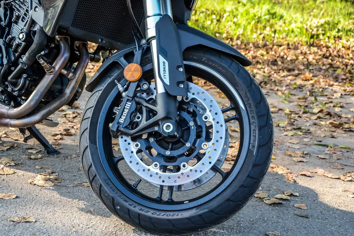 PROVA Benelli TRK 702