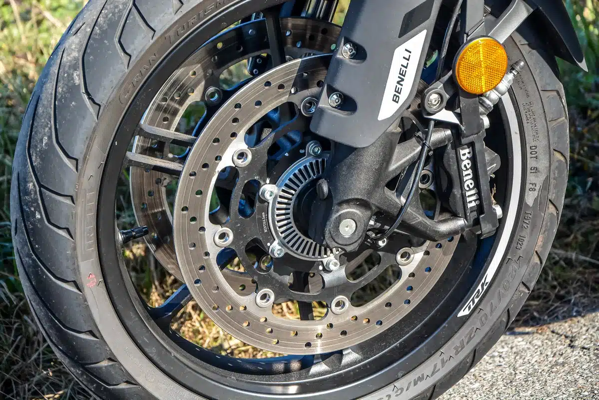 PROVA Benelli TRK 702