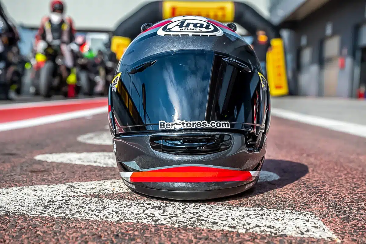 PROVA Casco Arai Quantic