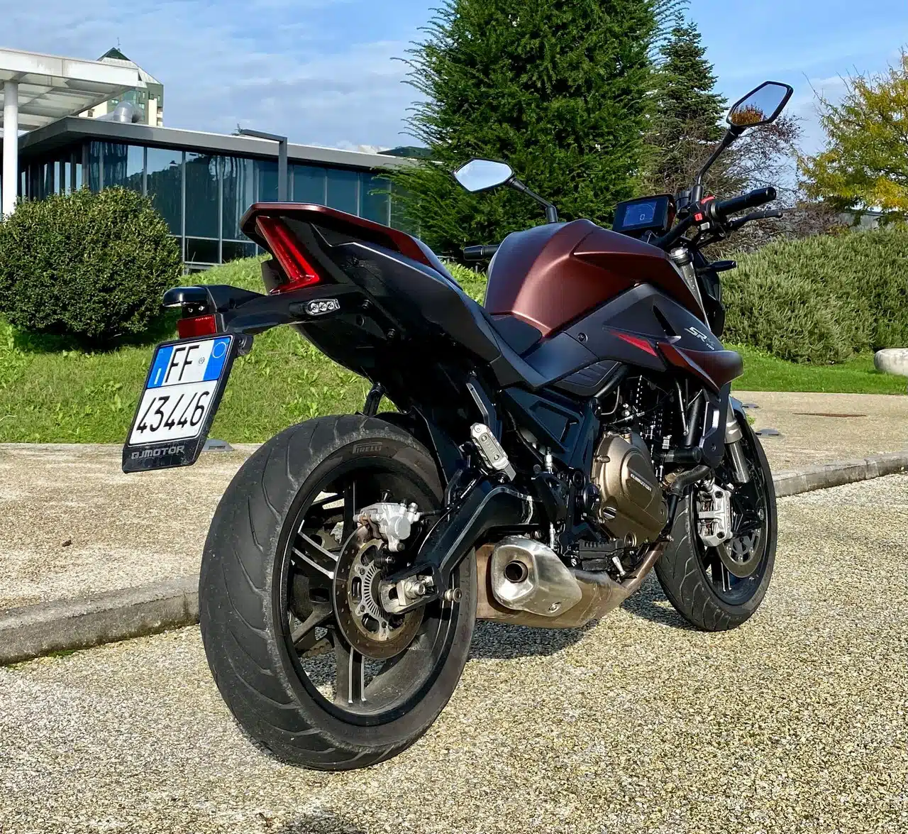 QJ MOTOR SRK 700 2024 - PROVA SU STRADA