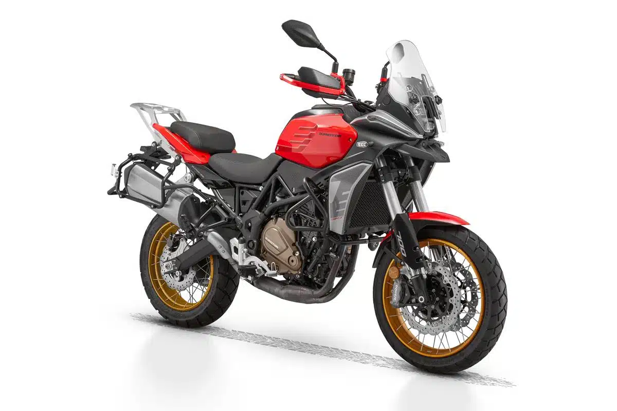 QJ Motor SRT 700 S e SRT 700 SX 