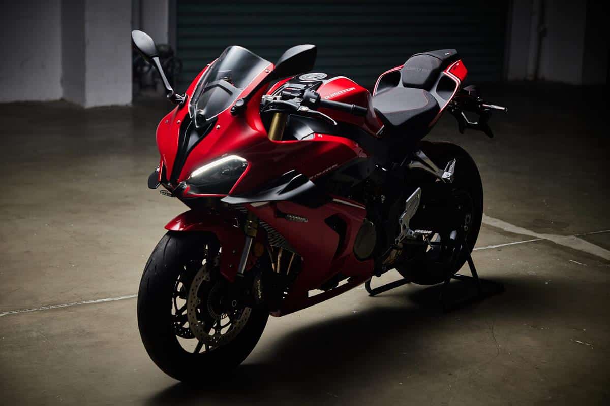 QJ SRK 800 RR 2025