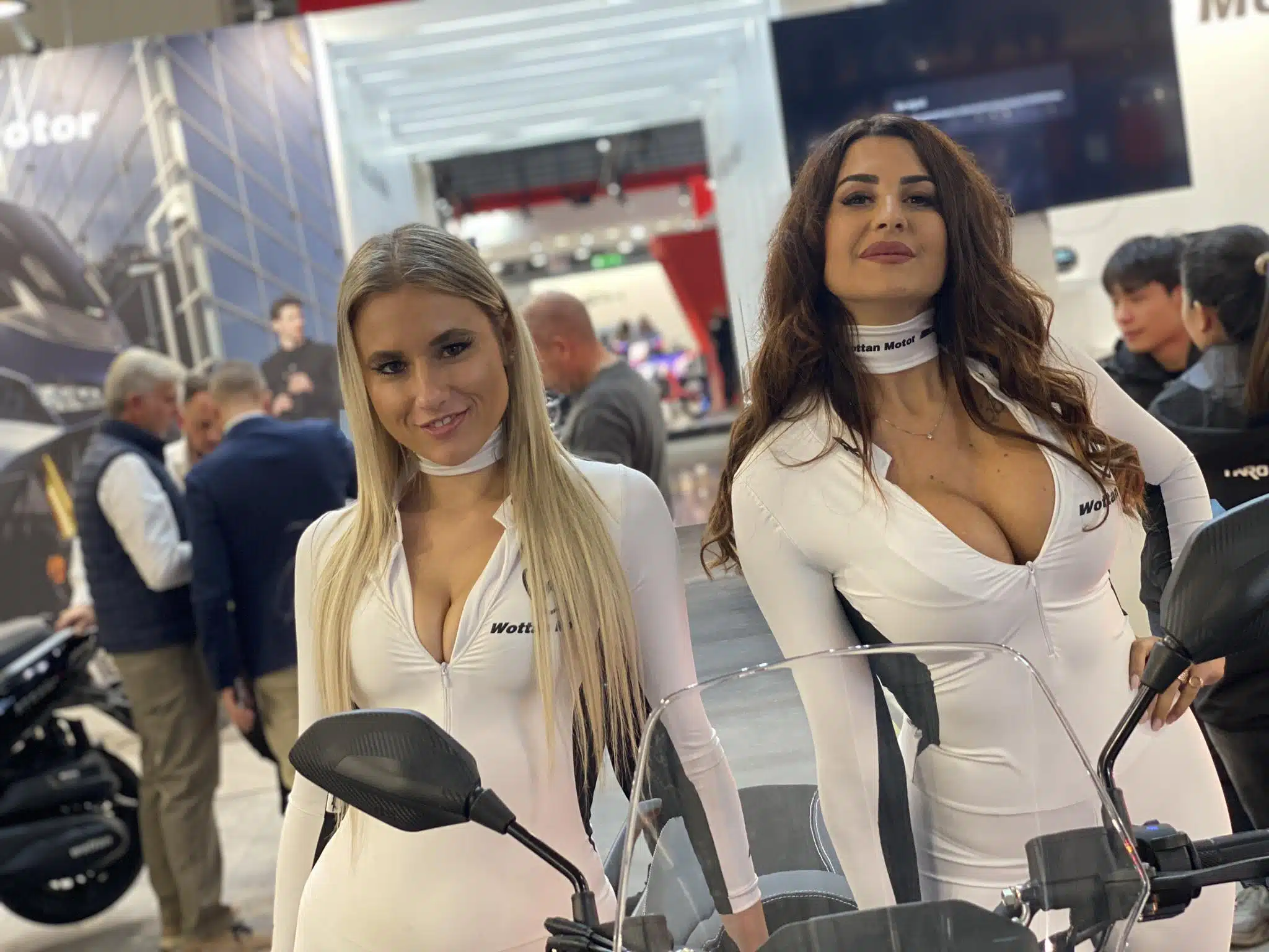 Ragazze EICMA 2023