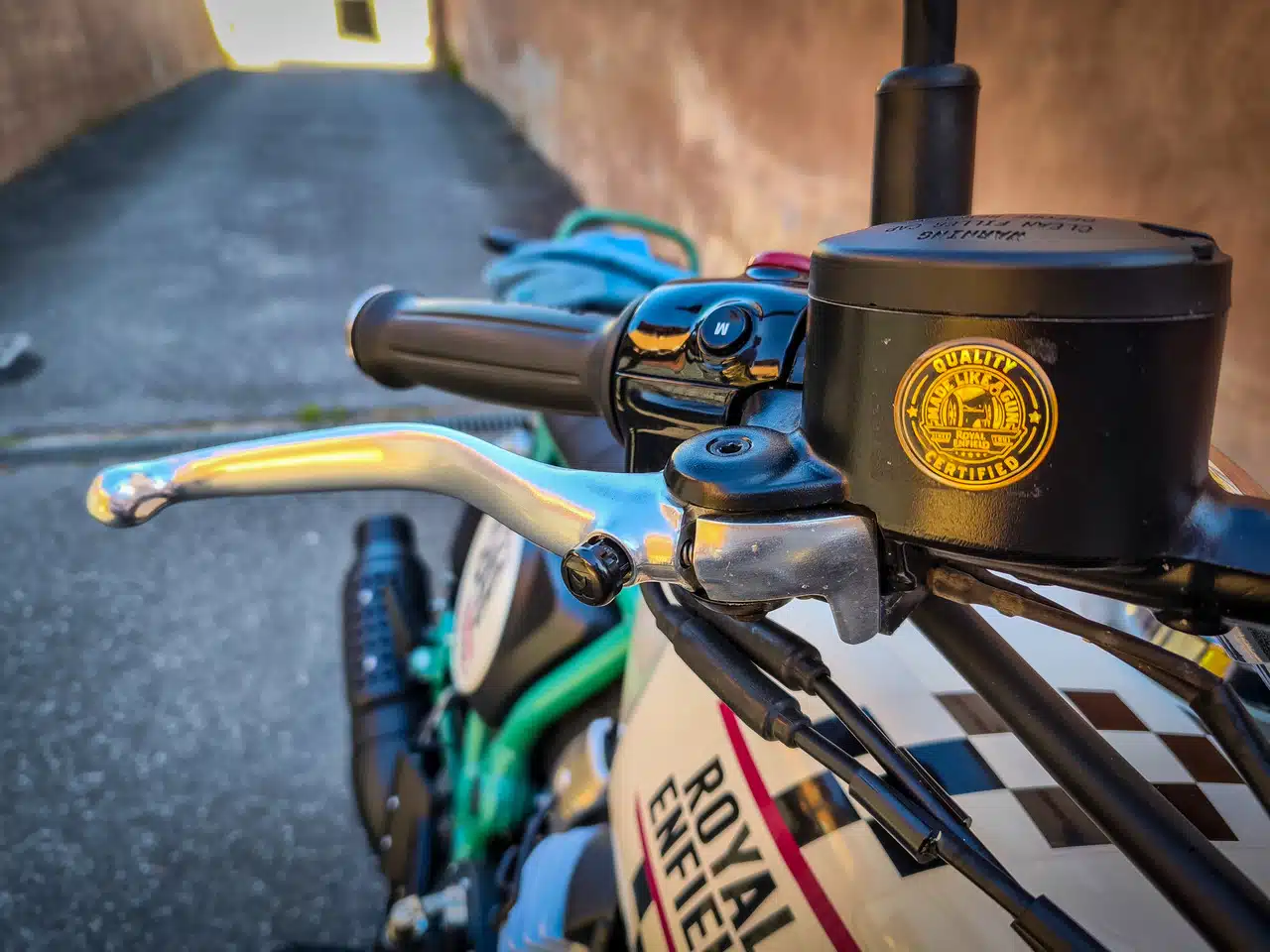 Royal Enfield Bear 650