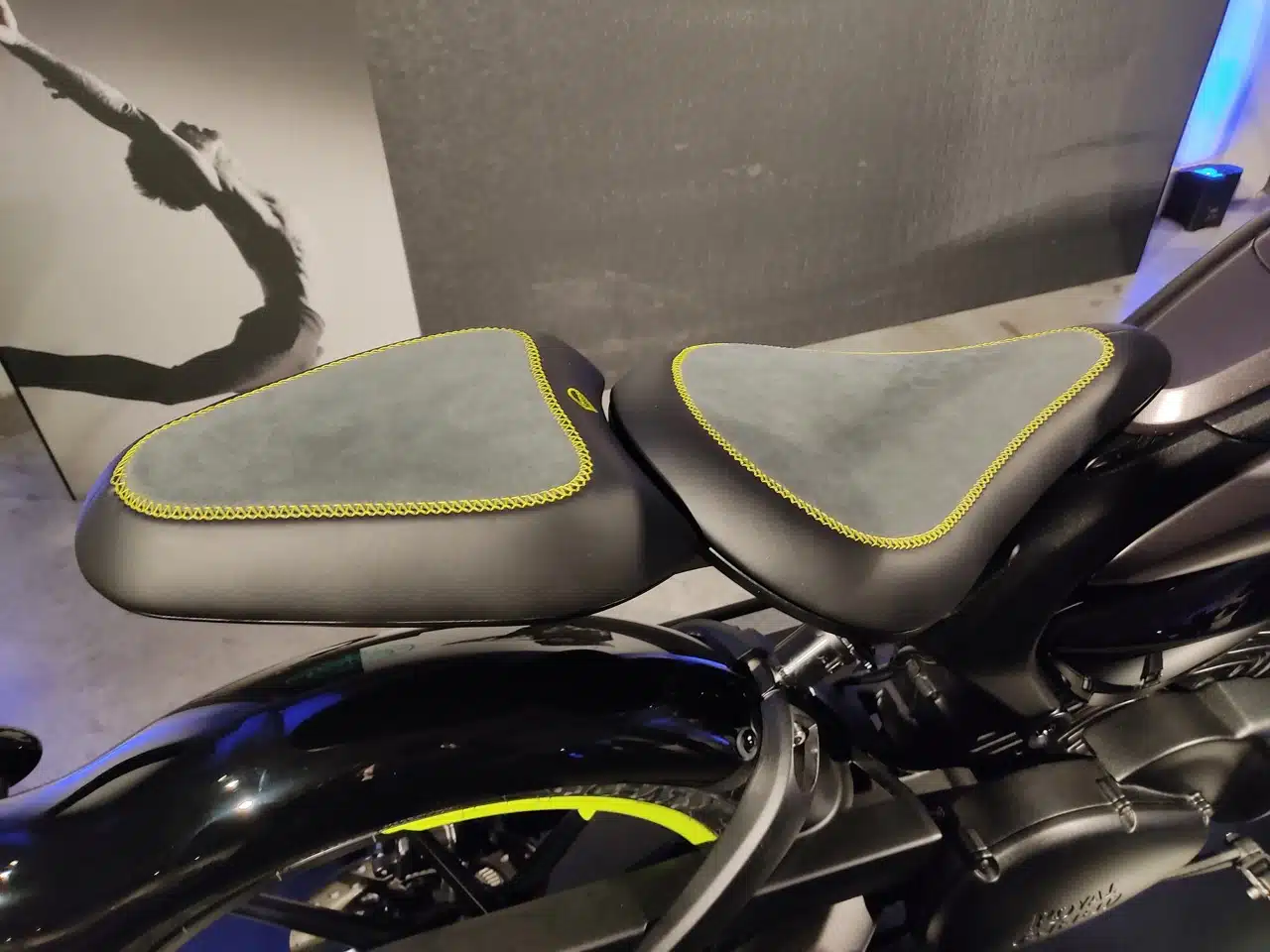 Royal Enfield Flying Flea C6 - Foto live Milano