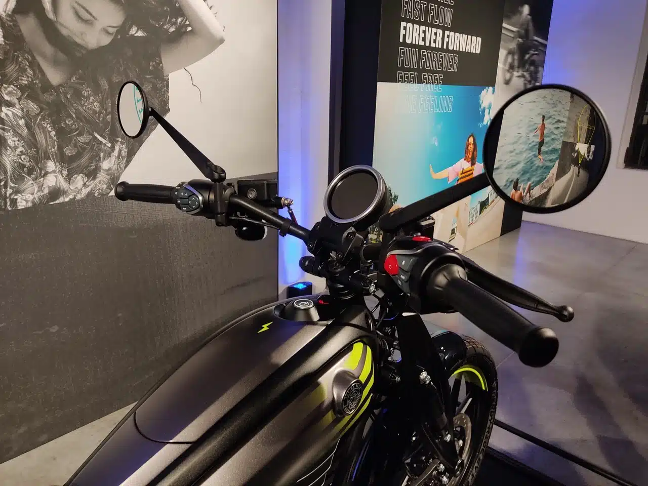 Royal Enfield Flying Flea C6 - Foto live Milano