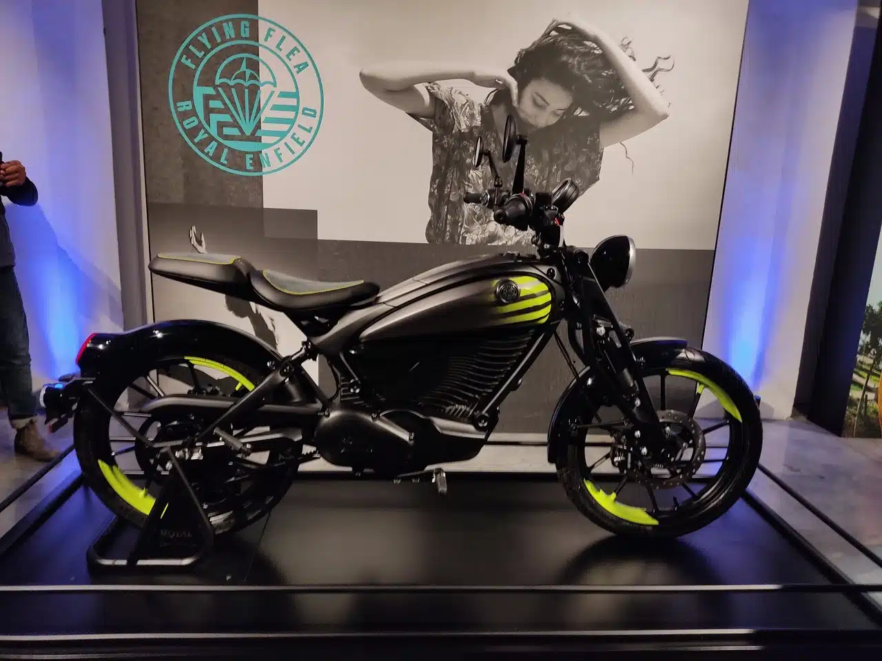 Royal Enfield Flying Flea C6 - Foto live Milano